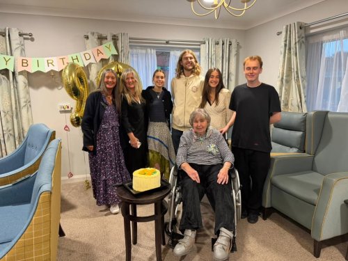 Carousel post from Oat Hill Mews Care Home.