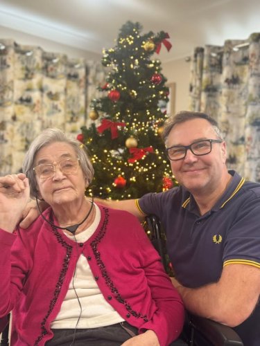 Carousel post from Oat Hill Mews Care Home.