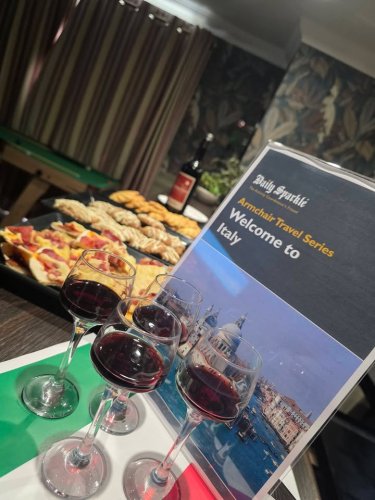 Carousel post from Oxbow Manor Care Home.