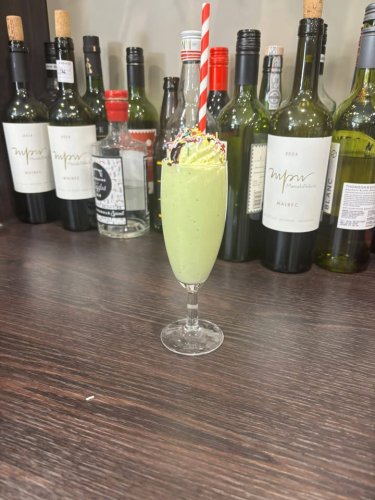 Carousel post from Oxbow Manor Care Home.