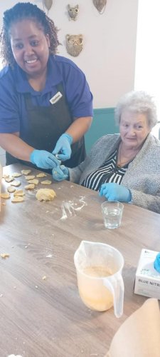 Carousel post from Grangewood Care Home.