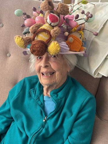 Carousel post from Grangewood Care Home.