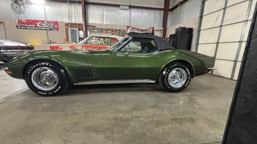 Carousel post from Ohio Corvettes and Muscle Cars.