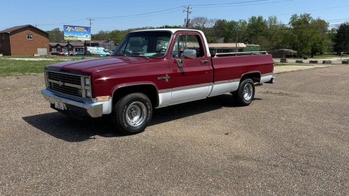 Carousel post from Ohio Corvettes and Muscle Cars.