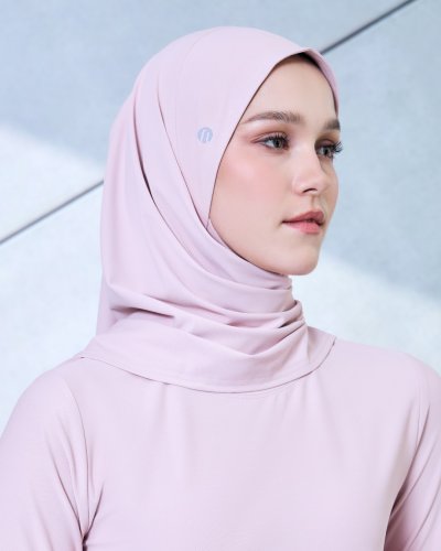 Carousel post from galeriariani.