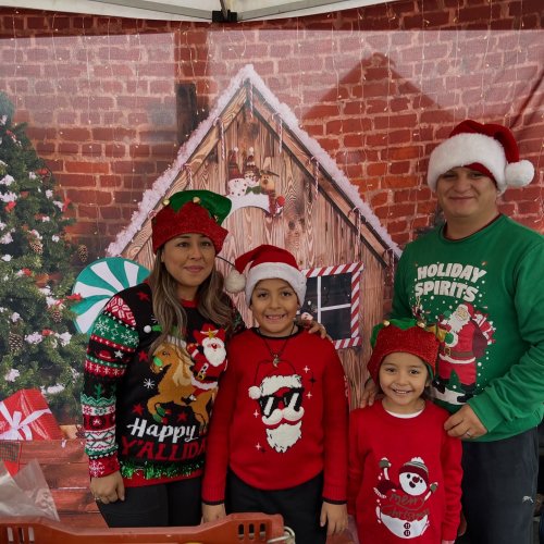 Carousel post from visaliafarmersmarket.