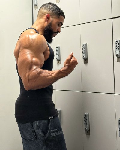 Carousel post from ph_gains.