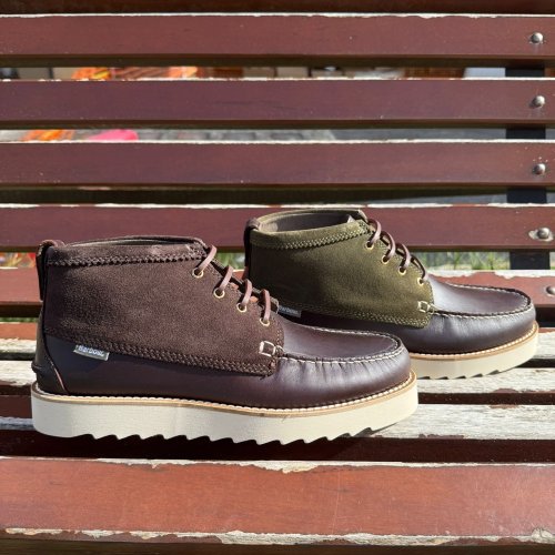 Carousel post from almareafootwear.