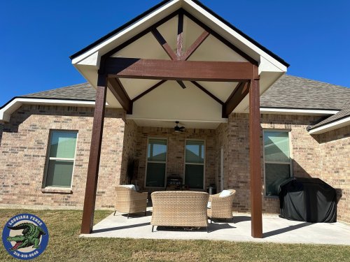 Carousel post from loosianafenceandpatios.