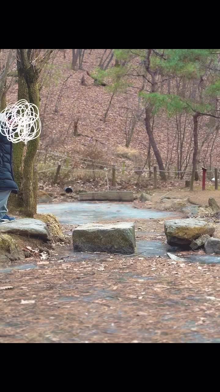 Video post from yomiyeon_.