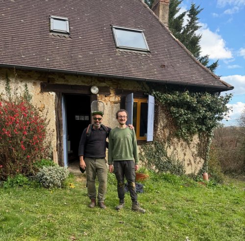 Carousel post from alliumgardeners.