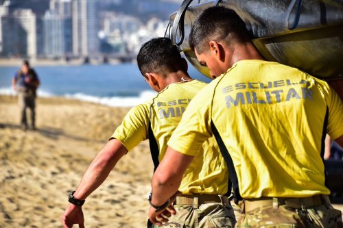 Carousel post from escuelamilitaroficial.