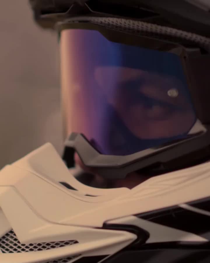 Video post from bertsmegamall.