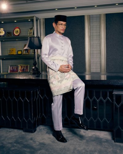 Carousel post from jakeltextile.