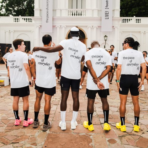 Carousel post from liveoficial.