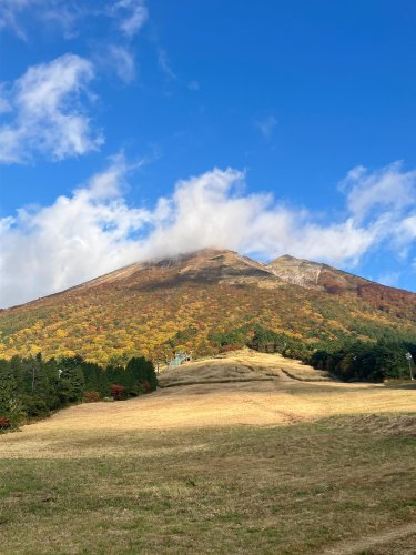 Carousel post from masumizutenkuu.