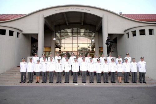 Carousel post from escuelamilitaroficial.