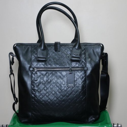 Carousel post from bag_good_stuff.