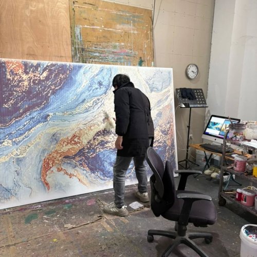 Carousel post from dc.artgallery.