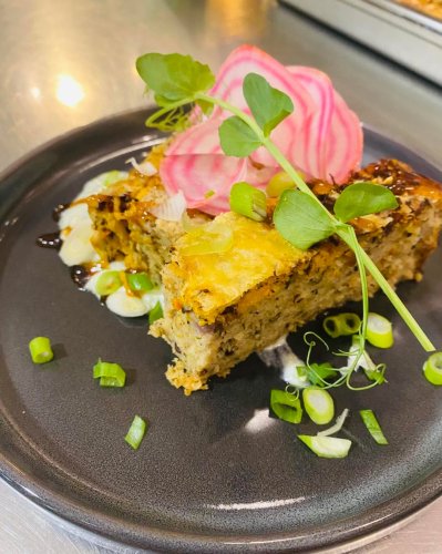 Carousel post from miditreizepontarlier.