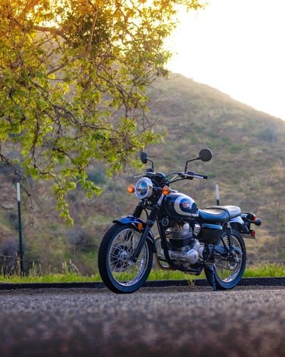 Carousel post from bertsmegamall.