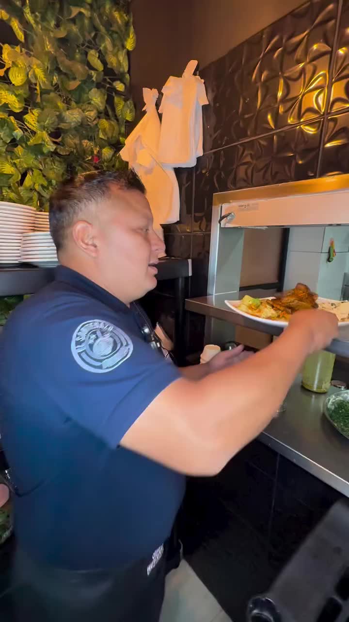 Video post from morogrill.