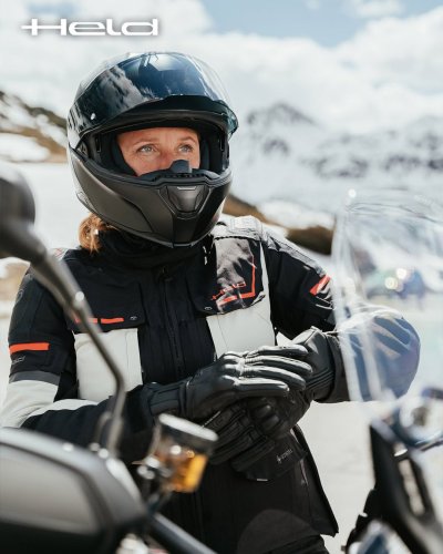 Photo post from motomax.