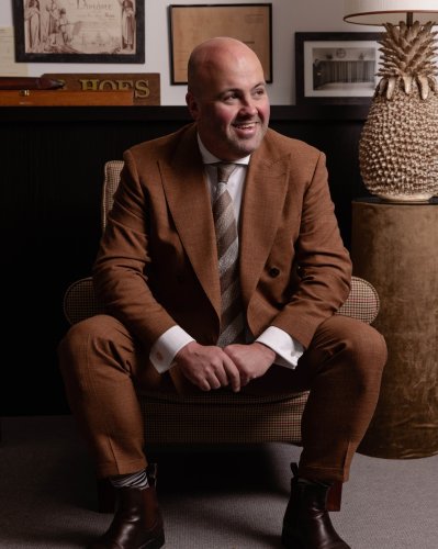 Carousel post from hoestailors.