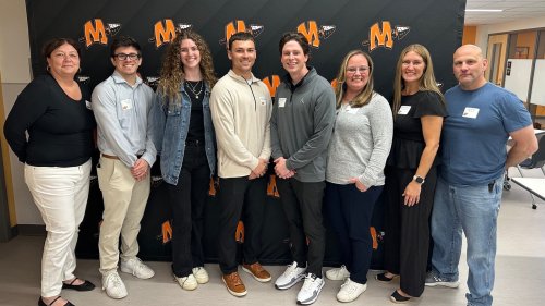Photo post from mchsdistrict111.