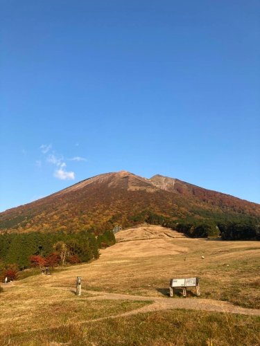 Carousel post from masumizutenkuu.