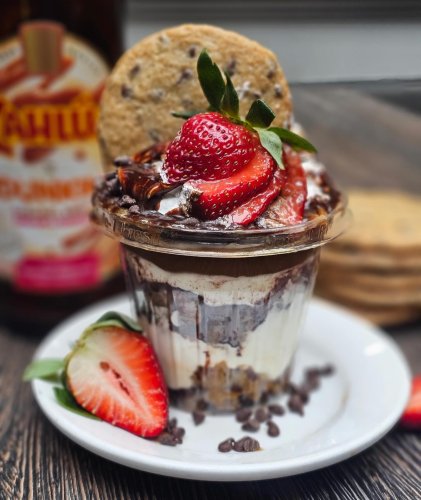 Photo post from laurasbarandgrill.