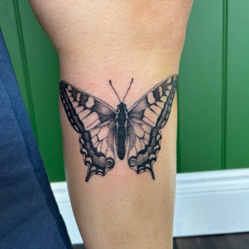 Photo post from lovetattoossandhurst.