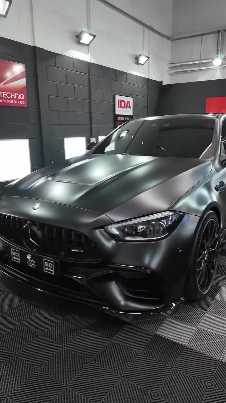 Video post from spotlessdetailing_group.