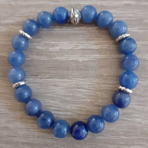 Carousel post from lemondemagiquedescristaux.