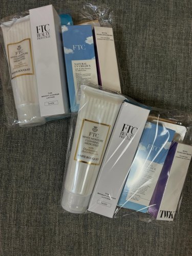 【新品、未使用品】FTC コスメセット、ポーチ付き FTC 君島十和子 フェリーチェトワコ バニティポーチ ノベルティ｜Yahoo