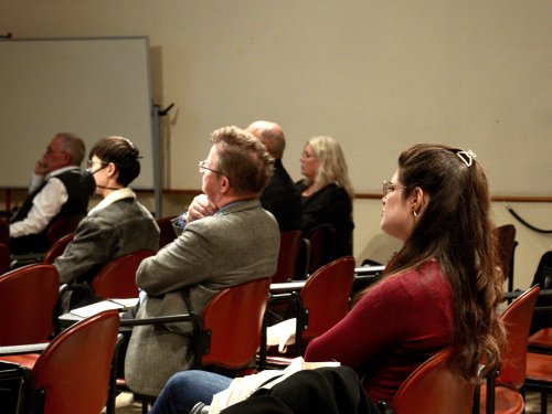 Carousel post from aur_arts.