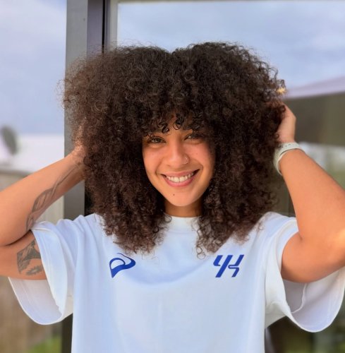 Carousel post from trindadehairstylist.