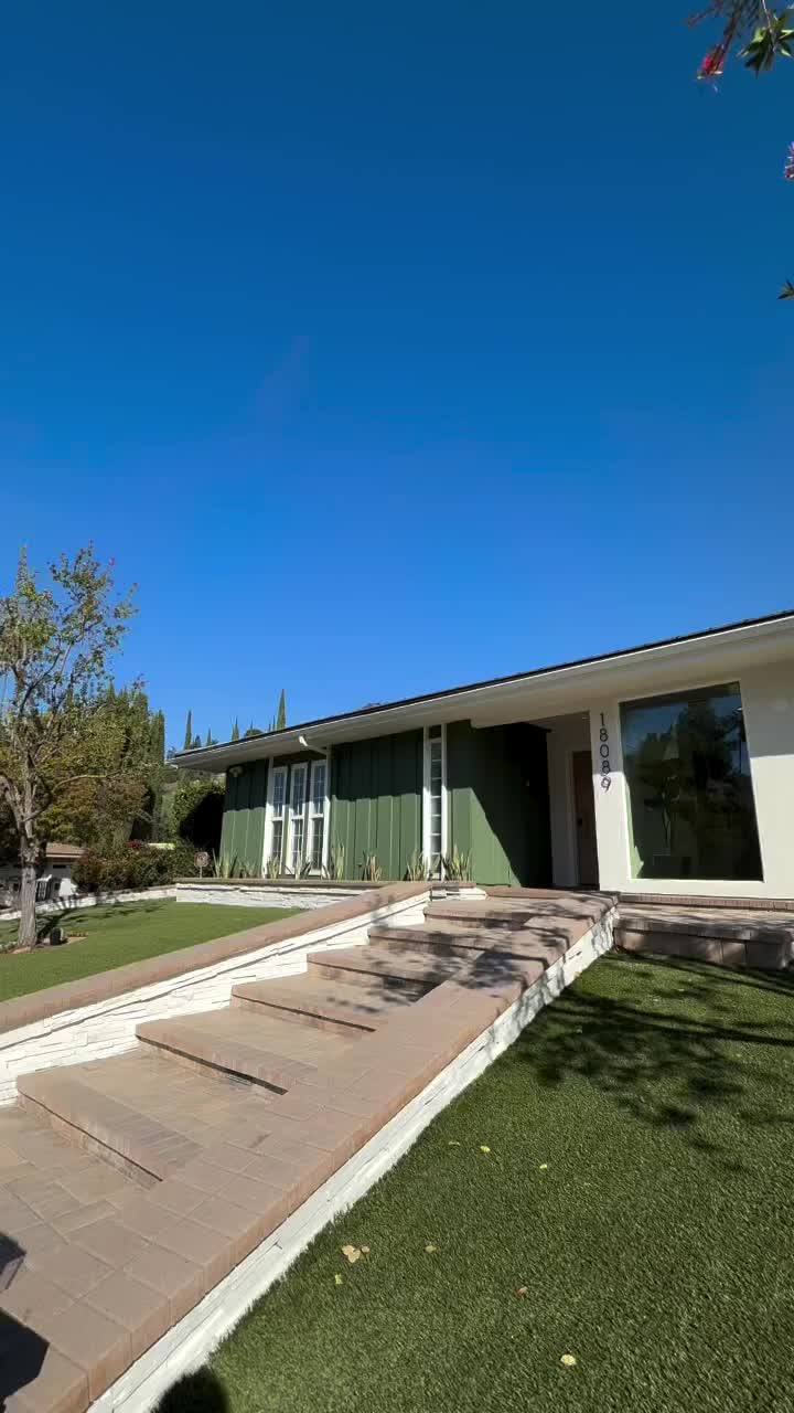 Video post from theadelpourgroup.