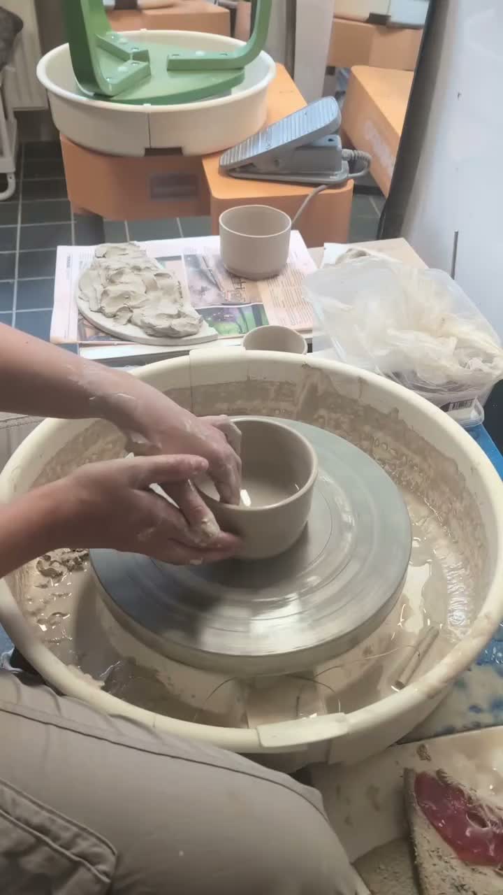 Video post from claymakers.royal.