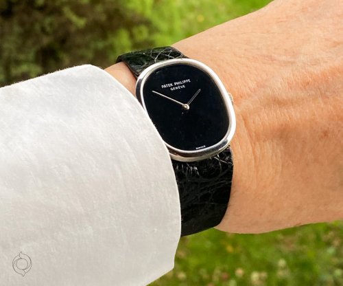 Carousel post from schoenesammleruhren.