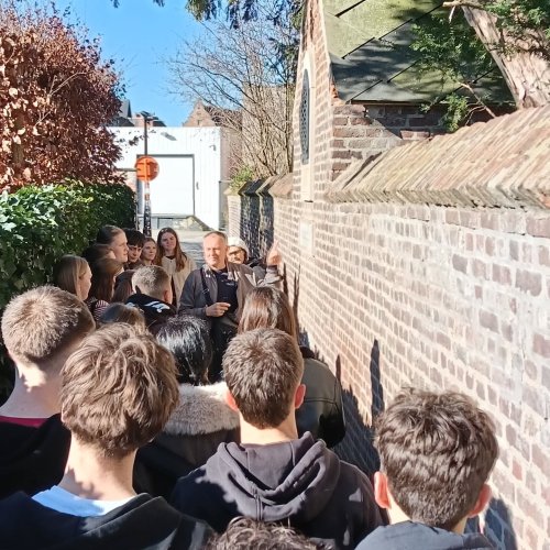 Carousel post from ellacuriazurbaranbhi.