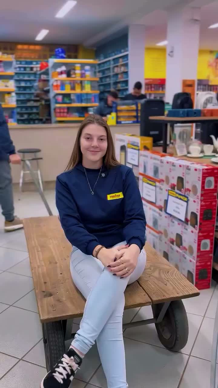 Video post from fermakoficial.
