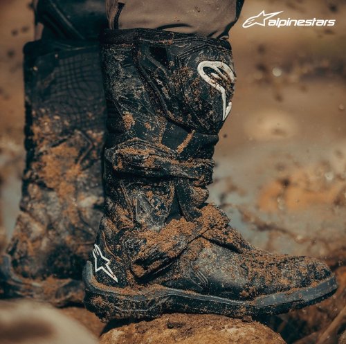 Photo post from motomax.