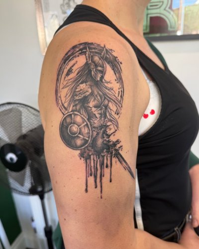 Photo post from lovetattoossandhurst.