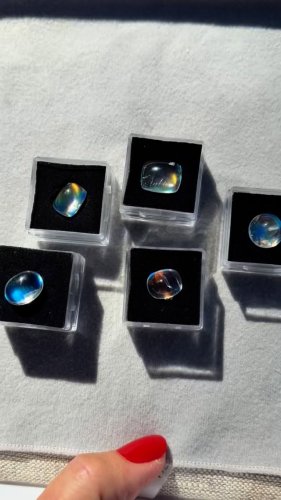 Video post from annelizabethjewelry.