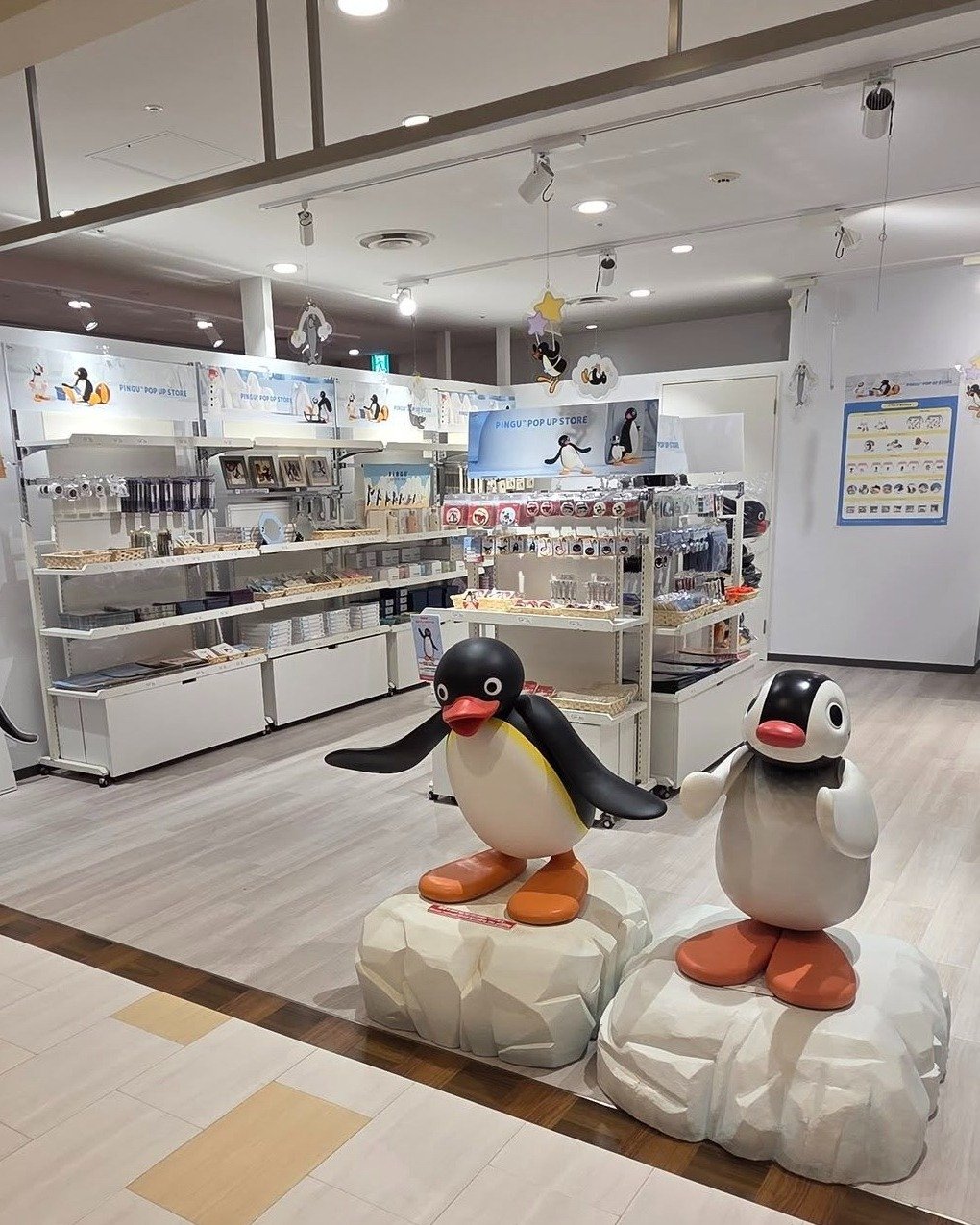 Carousel post from pingu_jp.