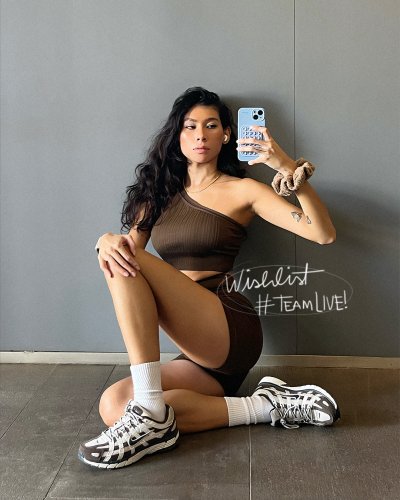 Carousel post from liveoficial.