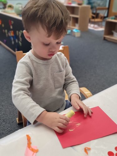 Carousel post from gortoncenterlf.