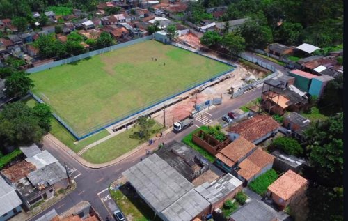 Carousel post from ananindeuapma.