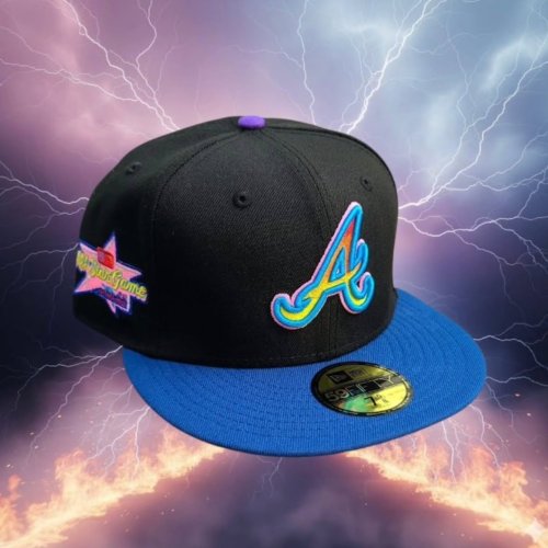 Carousel post from exclusive.fitted.